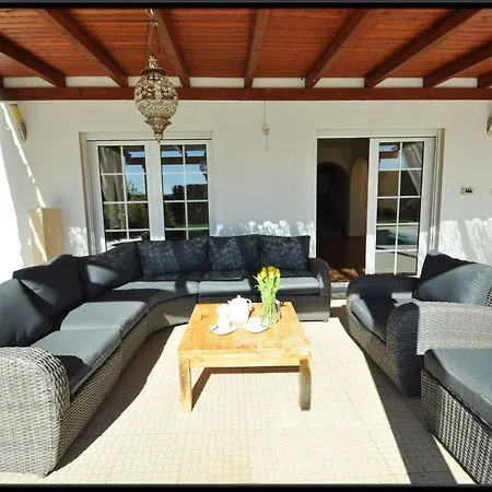 Villa Close To The Beach