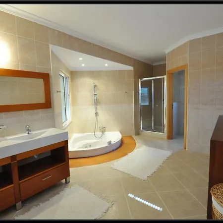 Villa Close To The Beach